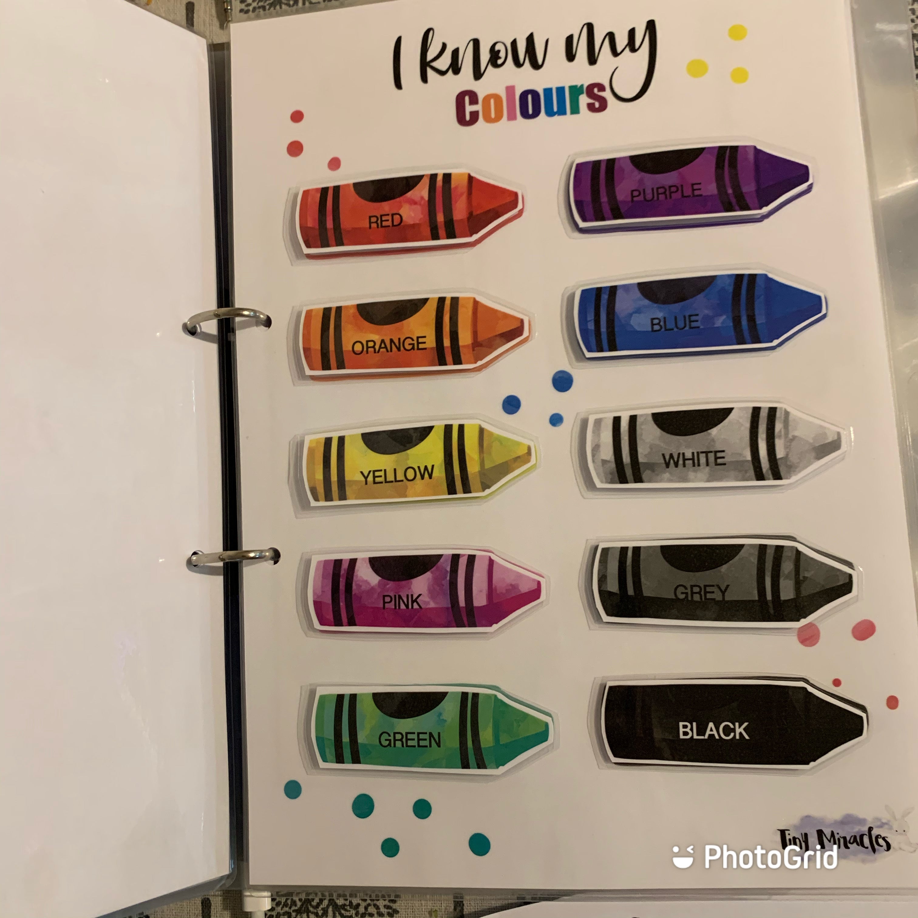 I Know My Colours with Crayons | Colour Matching Activity for Toddlers (English)